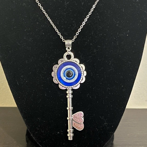 Evil Eye Key Shaped Pendant Necklace - Picture 2 of 4